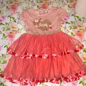 Little lass Pink and white dress size 5 in kids